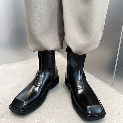 VEAZ - Square-Toe Plain Zip Short Boots | YesStyle