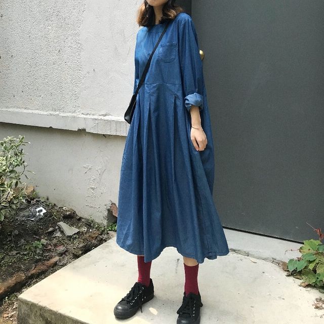 Sienne - Long-Sleeve Crew Neck Denim Midi Smock Dress | YesStyle