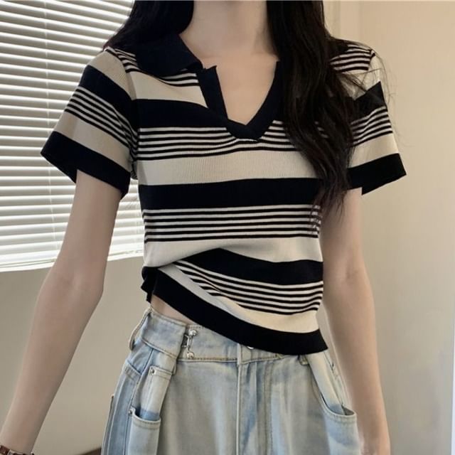 Sisyphi-Short-Sleeve Striped Knit Polo Top