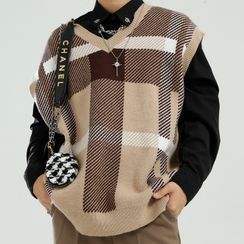 FAERIS - Plaid Knit Vest FAERIS - Plaid Knit Vest