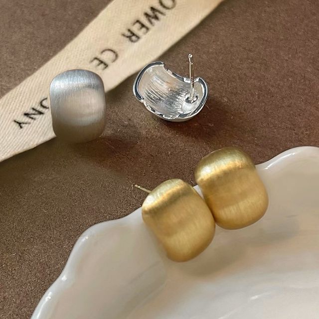 Sharkkira-Brushed Alloy Earring