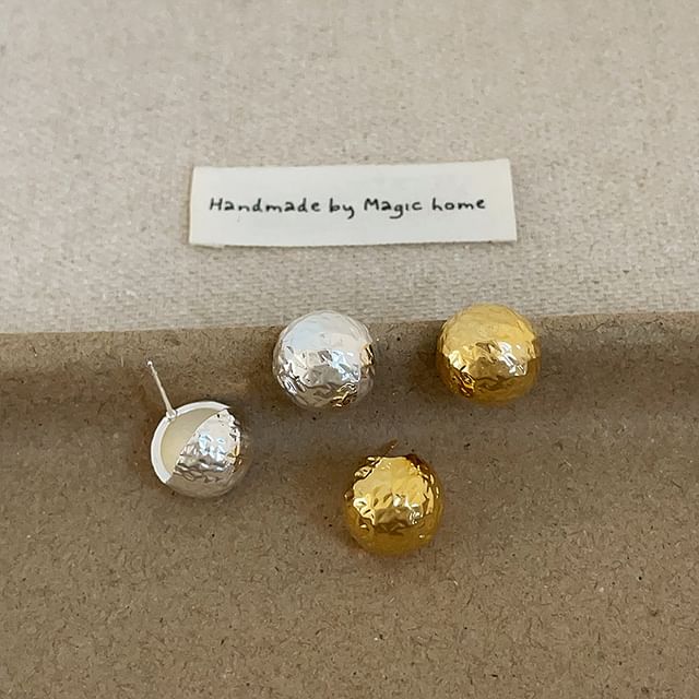 Panda Dama-Ball Stud Earring