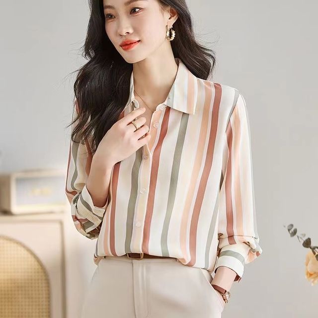 Everose-Collared Striped Shirt