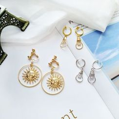 Yambo - Lightblub Earring Yambo - Lightblub Earring