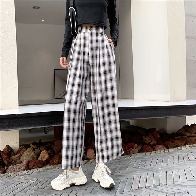 Everose Plaid Wide Leg Cropped Pants YesStyle
