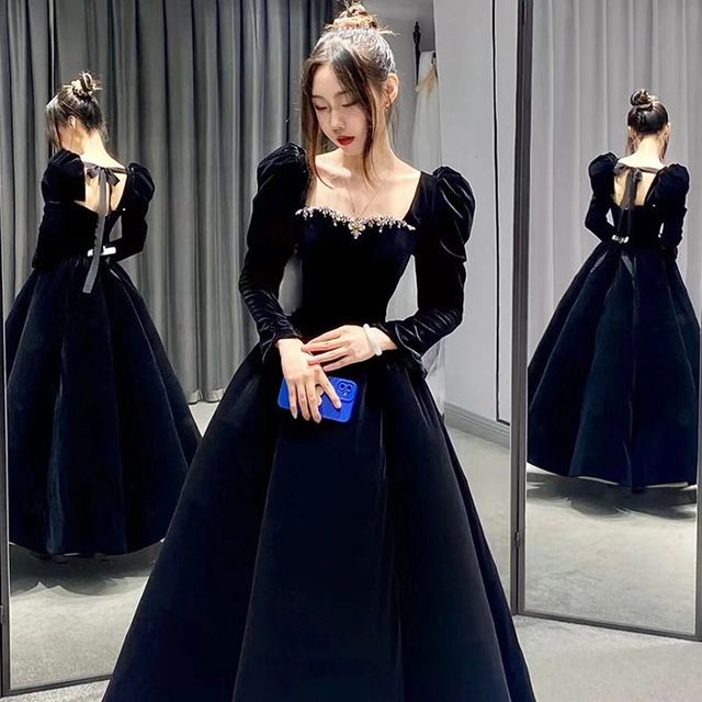 Saunderoll - Long-Sleeve Square Neck Rhinestone Velvet Ball Gown