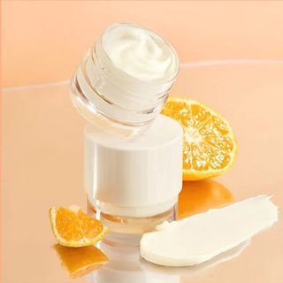 Judydoll - Nourishing  Makeup Base - Orange Sea