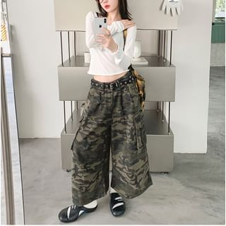 Denimot Mid Rise Camo Print Capri Wide Leg Cargo Pants YesStyle