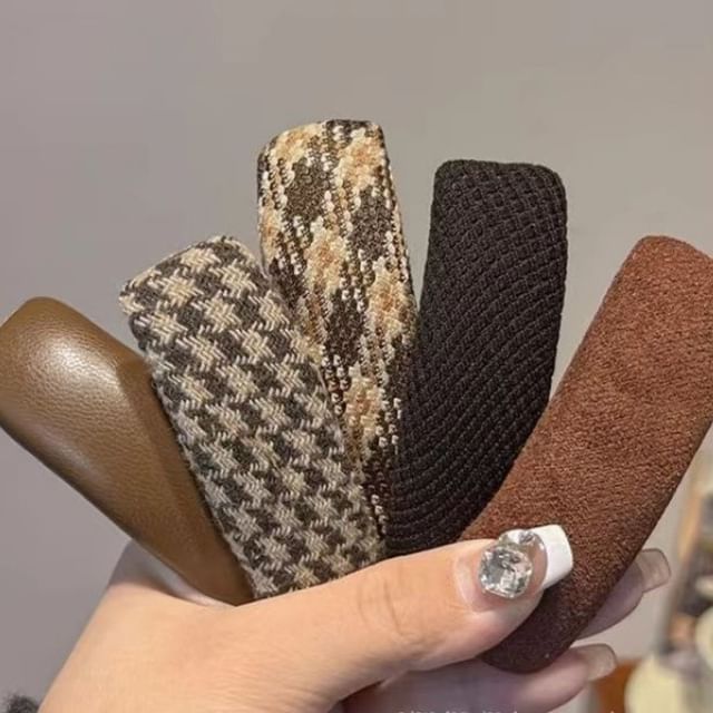 Buttermilk-PlainPlaid Hair Clip