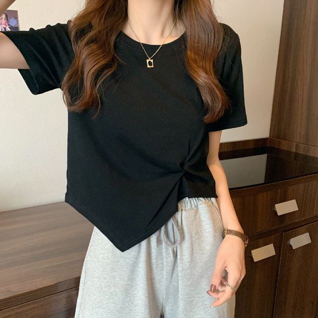 Hevnir-Short-Sleeve Crew Neck Plain Asymmetrical T-Shirt