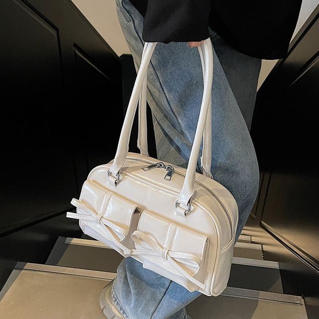 Basaran-Bow Flap Pocket Bowler Bag