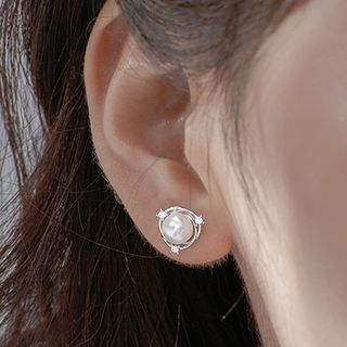 Chimerro-Faux Pearl Earring