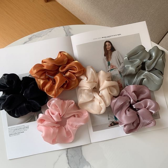 Daeuni-Satin Hair Scrunchie