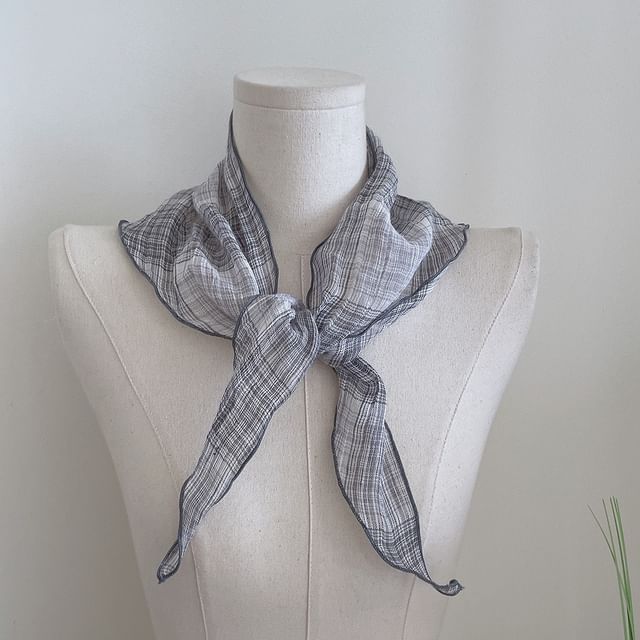 Combon-Triangle Linen Scarf