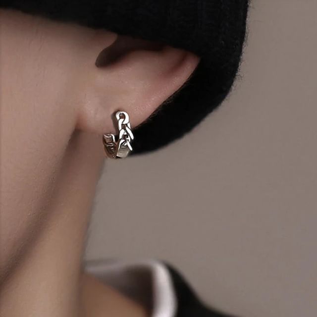 PANGU-Chain Huggie Earring