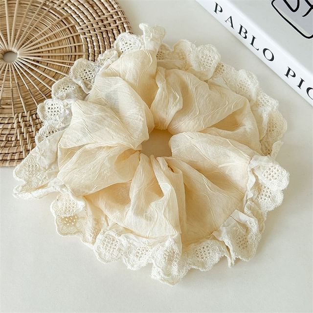 enthice-Lace Trim Scrunchie