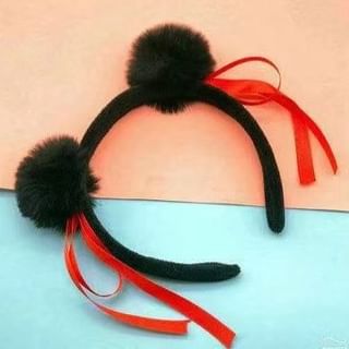 Kiren-Fluffy Ball Headband