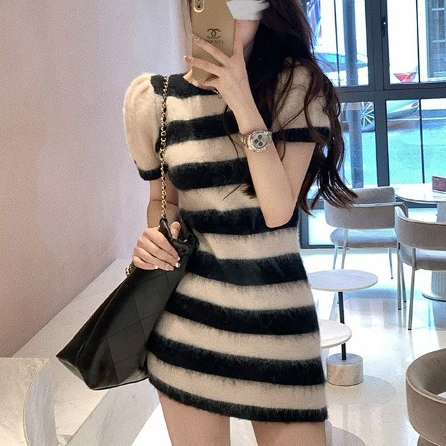 Hazie - Short Sleeve Color Block Stripe Sheath Knit Mini Dress with Mittens  | YesStyle