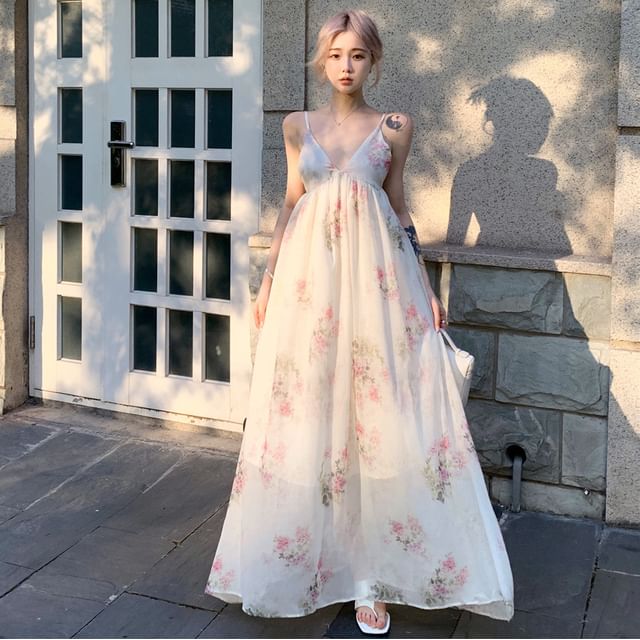 chinese dress ladies Helena Spaghetti Strap Floral Maxi Dress S