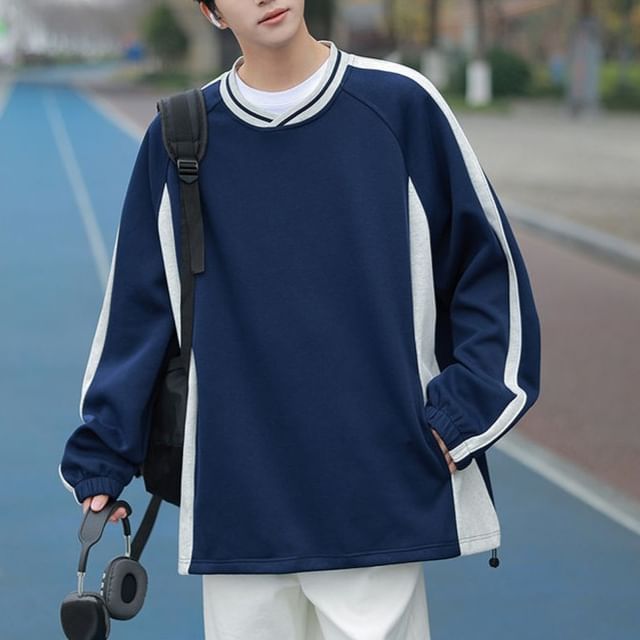 Obikan-V-Neck Two Tone Oversized Sweatshirt