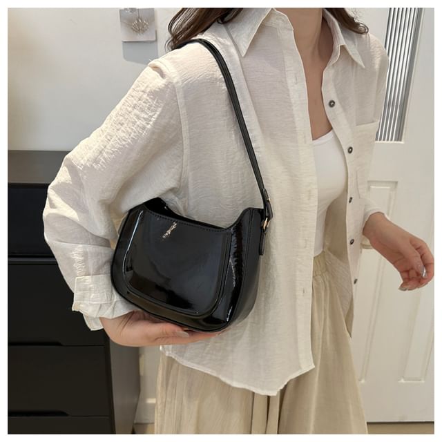 Maorong-Plain Faux Leather Shoulder Bag