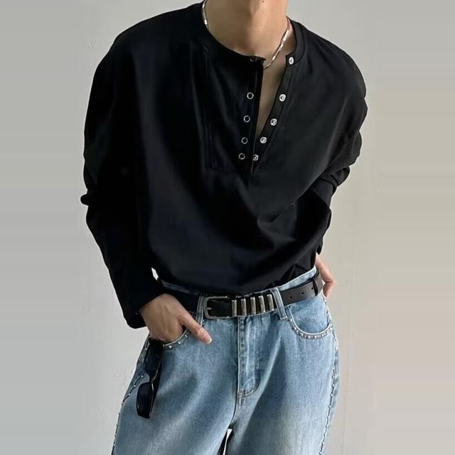 JUN-LEE-Long-Sleeve Half Buttoned Plain T-Shirt