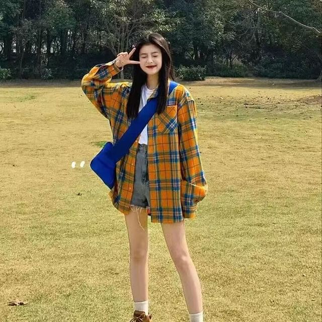 Everose-Collar Plaid Shirt