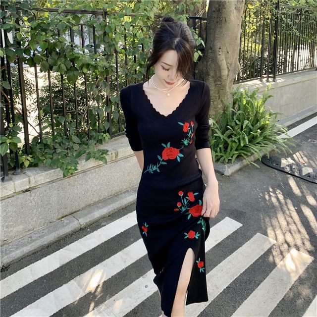 fitted lace wedding dress Black Floral Lace Long Sleeve Ruffle Hem Mini Dress