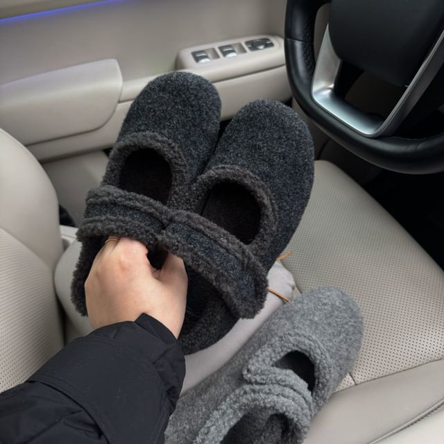 Asterisk-Hidden Wedge Adhesive Strap Plain Fleece-Lined Mary Jane Shoes