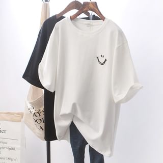 Annyoung Elbow-Sleeve Smiley Face T-Shirt