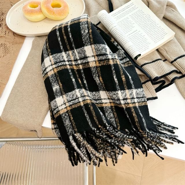 Frior-Plaid Fringed Scarf