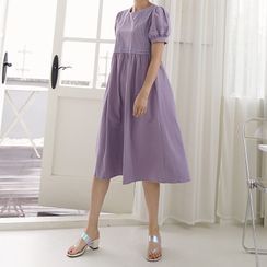 Lemite - Puff-Sleeve Laced Empire Dress Lemite - Puff-Sleeve Laced Empire Dress