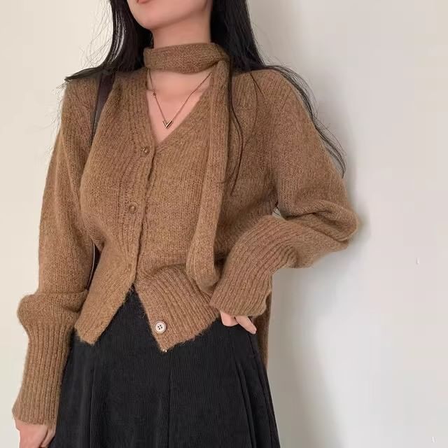 Sienne-V-Neck Plain Cardigan