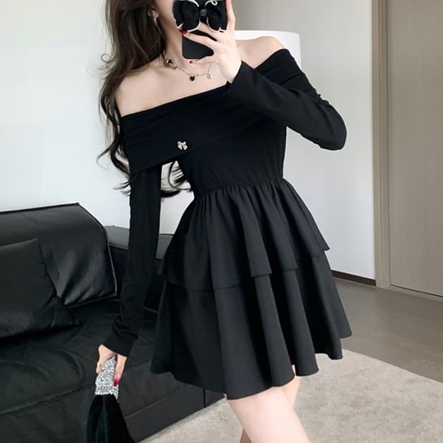CRIBI Off Shoulder Long Sleeve Plain Mini Tiered A-Line Dress