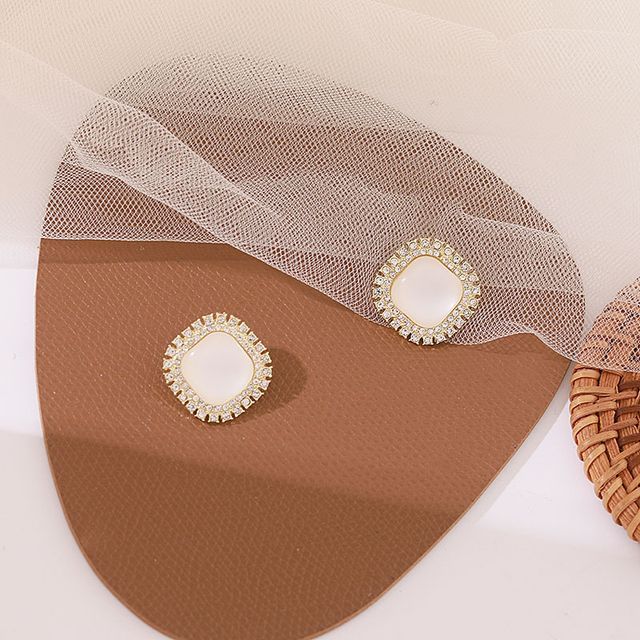 Gaya-Rhinestone Stud Earring
