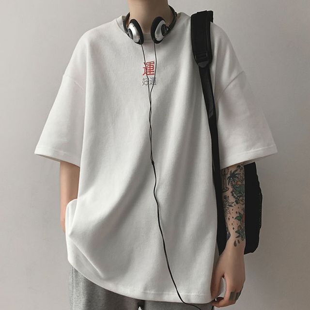 WidoWilder ShortSleeve Chinese Character Print TShirt YesStyle