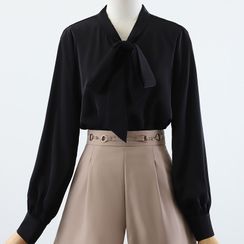 MISSJAND - Long-Sleeve Tie-Neck Blouse / Horsebit-Accent Dress Shorts