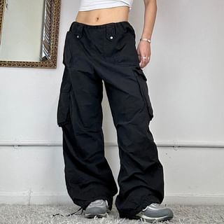 Sosana Low Rise Plain Pocket Loose-Fit Wide-Leg Cargo Pants