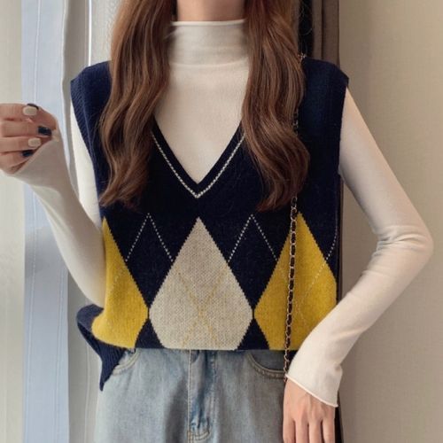 Glitterwood - V-Neck Sweater Vest / Long-Sleeve Plain T-Shirt