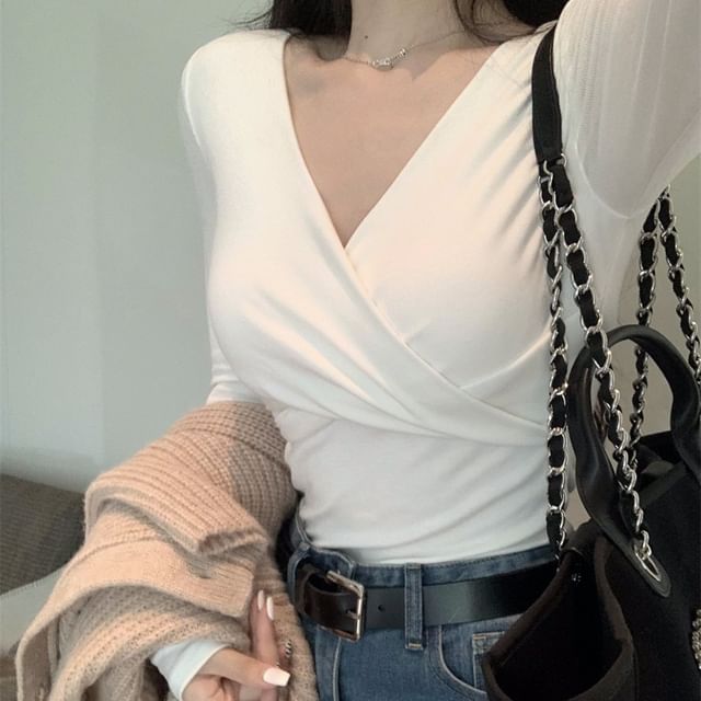 Cloud Nine-Long-Sleeve V-Neck Plain T-Shirt