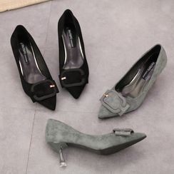 IYATO - Pointy Buckled Kitten Heel Pumps IYATO - Pointy Buckled Kitten Heel Pumps