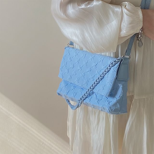 Indenis-Chain Strap Flap Crossbody Bag