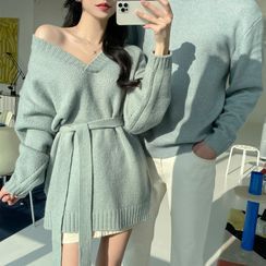 NoonSun - Couple Matching Sweater (Various Designs)