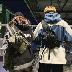 Carryme - 方形斜背包 Carryme - 方形斜背包