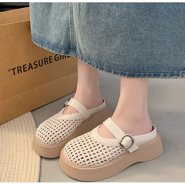 Sleeko-Platform Plain Woven Clogs