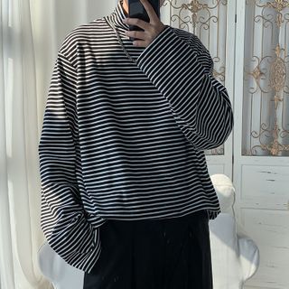 striped long sleeve mock neck