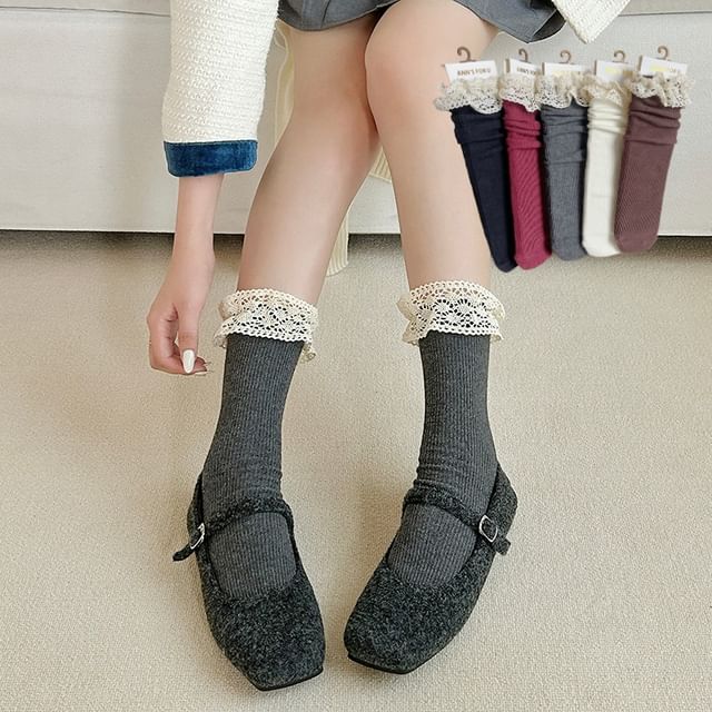 Mimiyu-Ribbed Lace Trim Socks Set