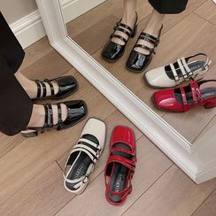 Hipsole - Strappy Block-Heel Sandals Hipsole - Strappy Block-Heel Sandals