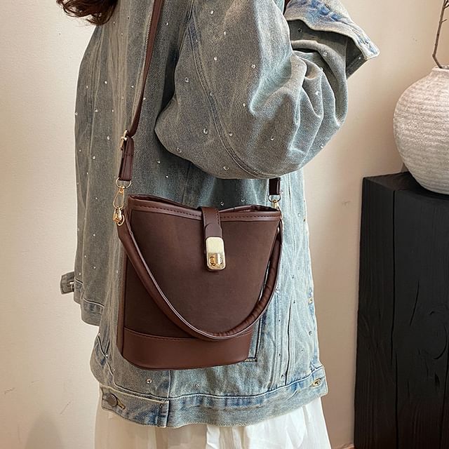 Mulgam-Plain Faux Leather Bucket Bag