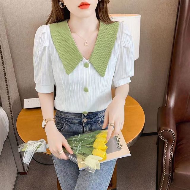Everose-Short-Sleeve Contrast Collar Cropped Blouse